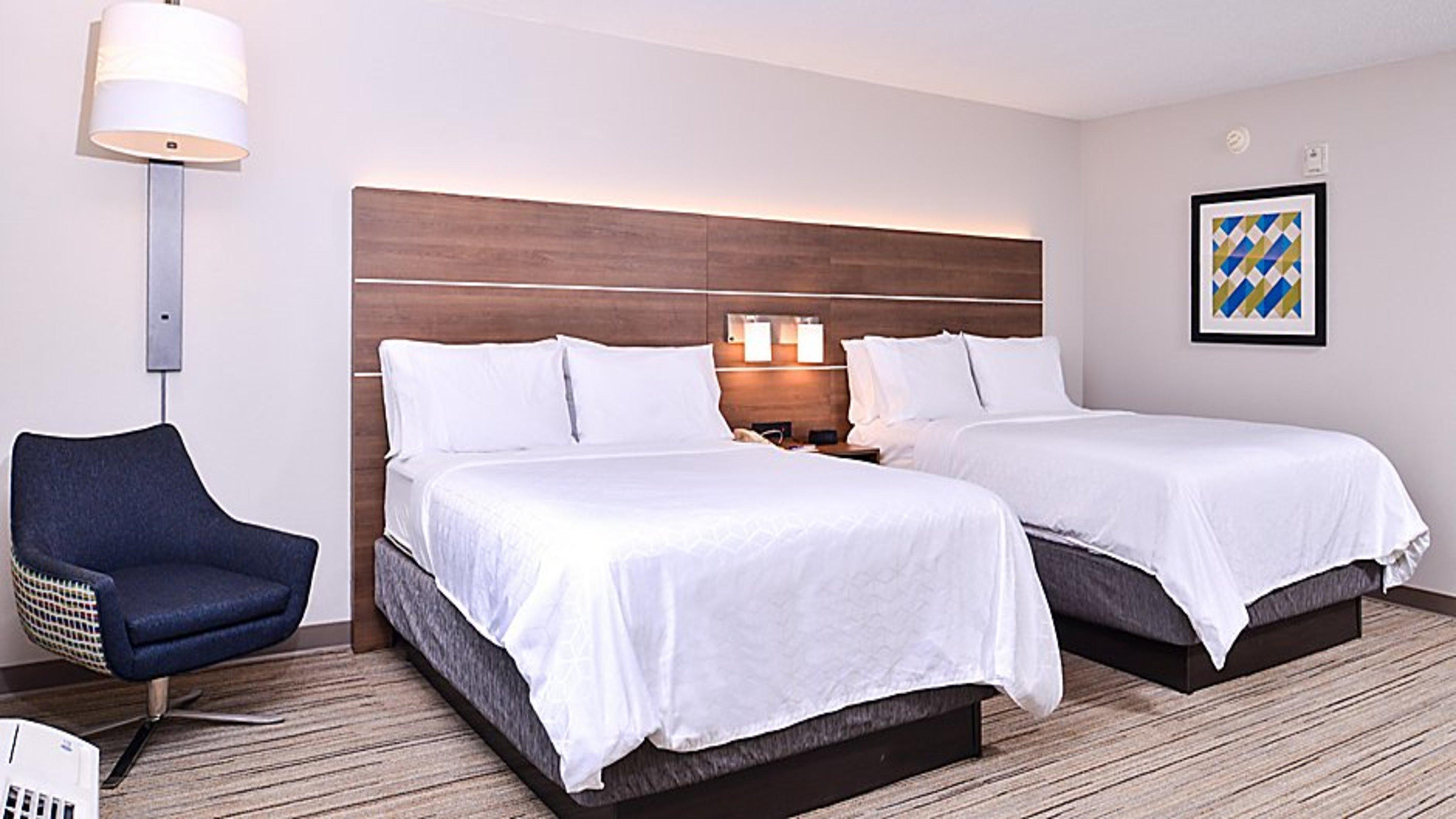 Holiday Inn Express Hotel & Suites Mount Pleasant By Ihg Exterior photo