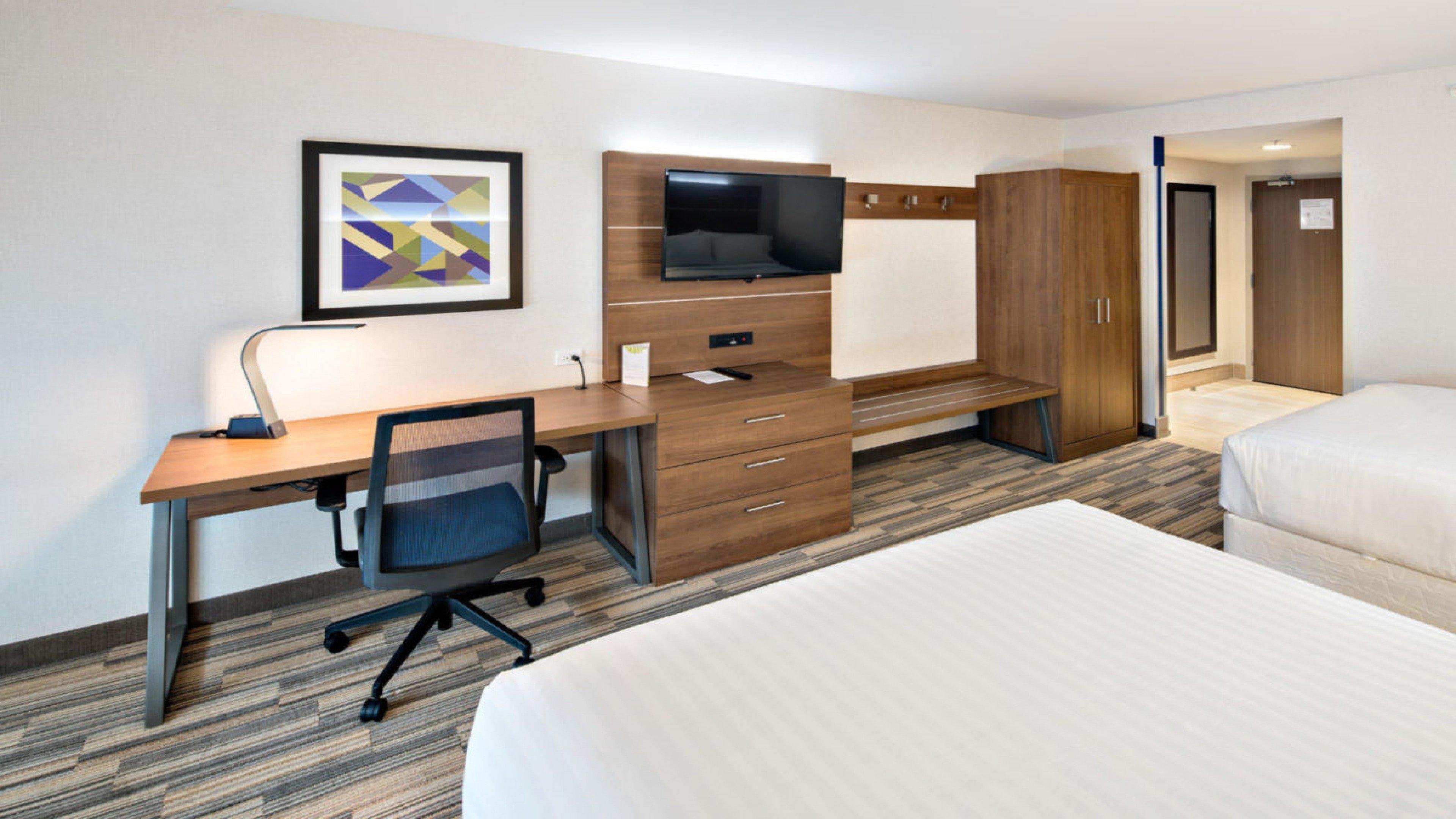 Holiday Inn Express Hotel & Suites Mount Pleasant By Ihg Exterior photo