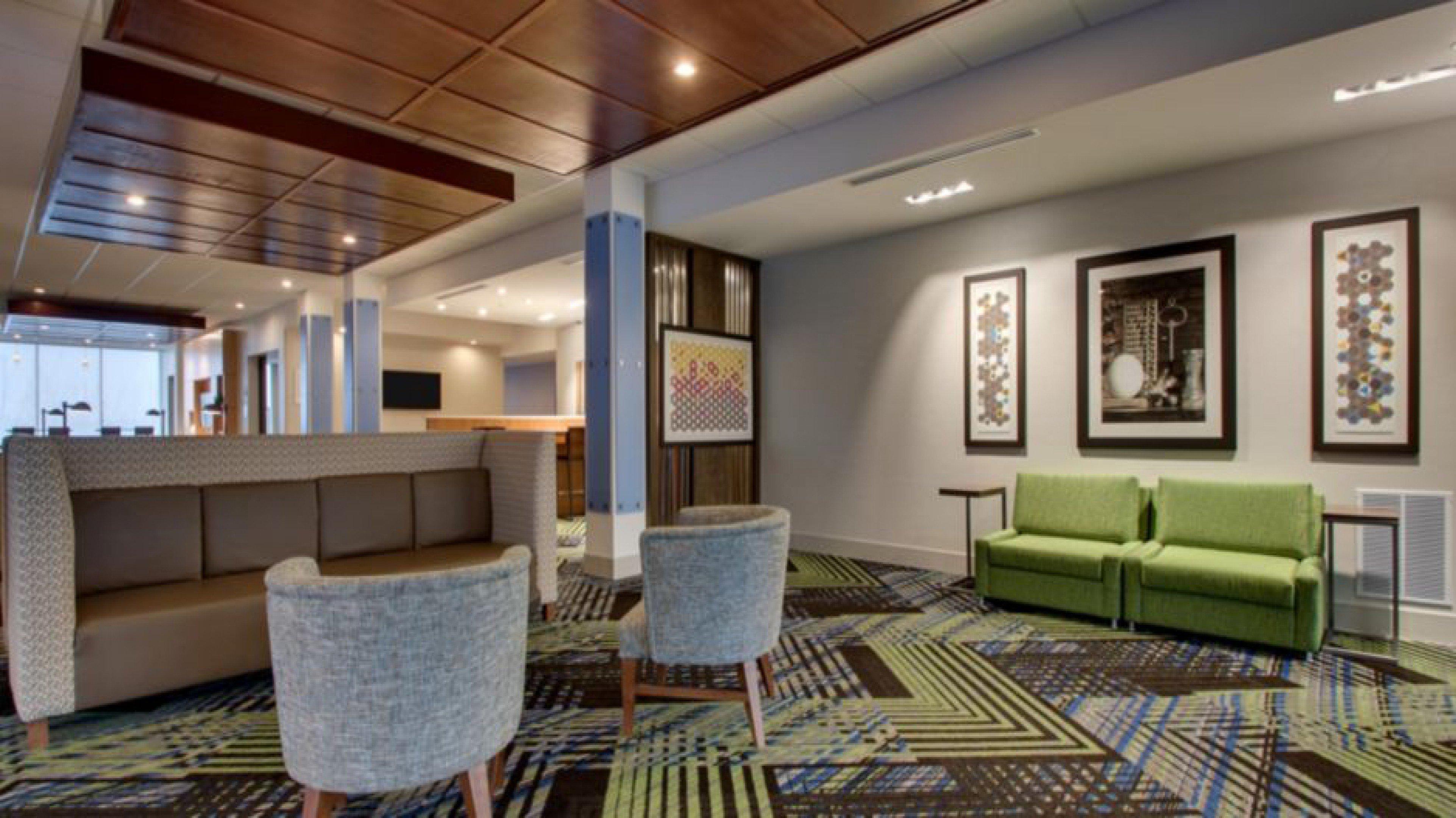 Holiday Inn Express Hotel & Suites Mount Pleasant By Ihg Exterior photo