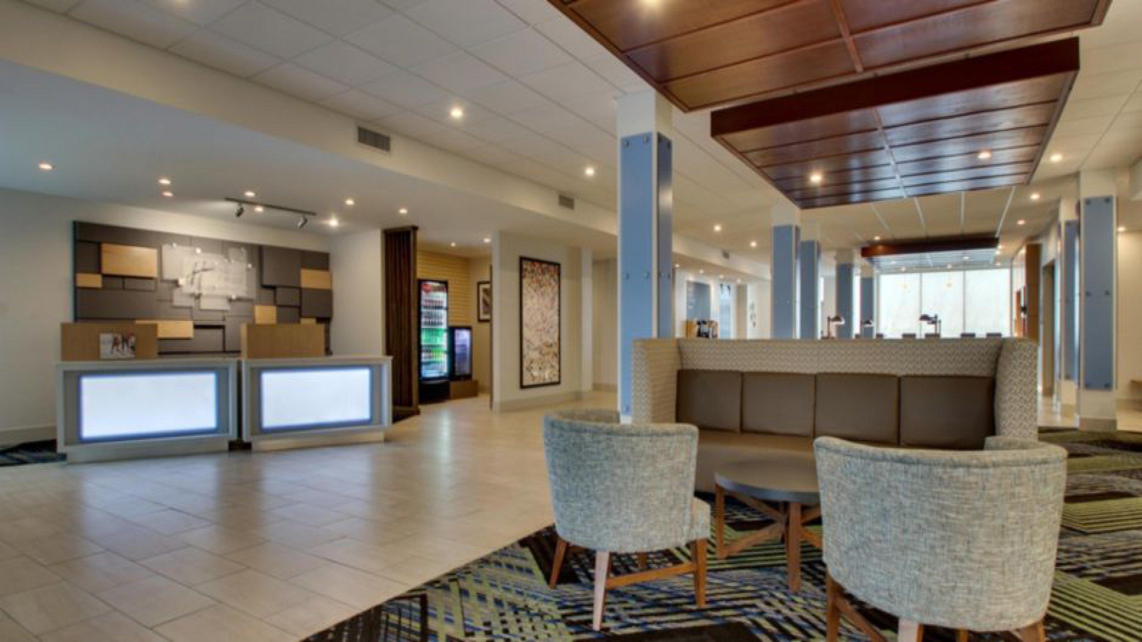 Holiday Inn Express Hotel & Suites Mount Pleasant By Ihg Exterior photo